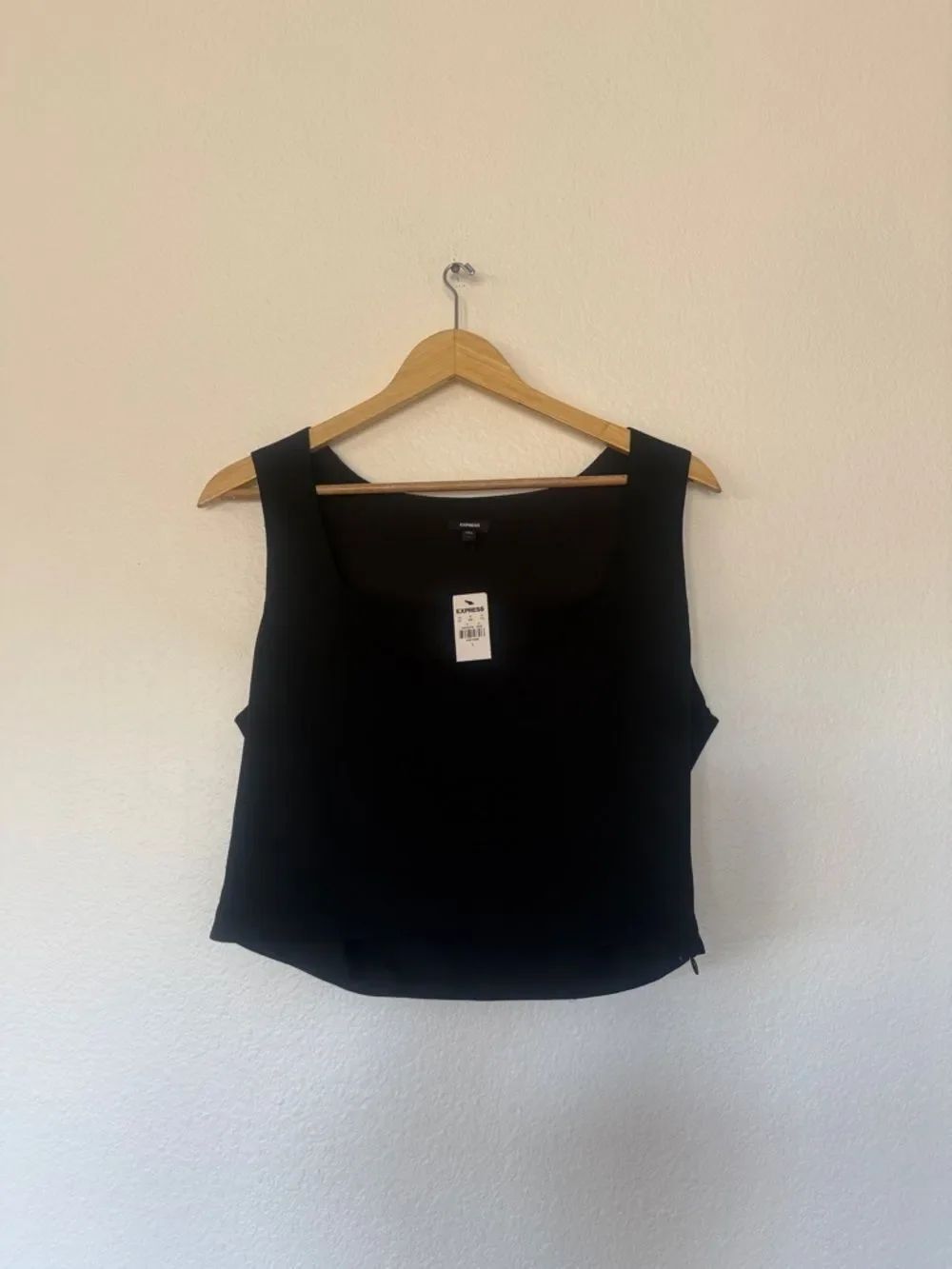 Express Black Square-Neck Crop Tank Top